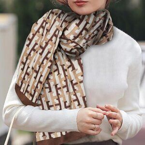 Neiman Marcus Luxury H Plaid Pashmina Silky Shawl Wrap